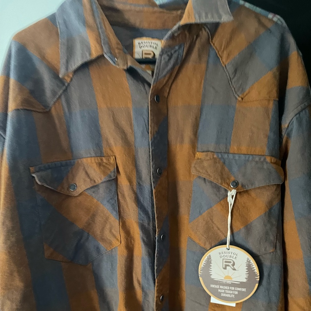 Boot Barn shirt.  Western shirt.  Xxl 2x Brand new. Never worn.